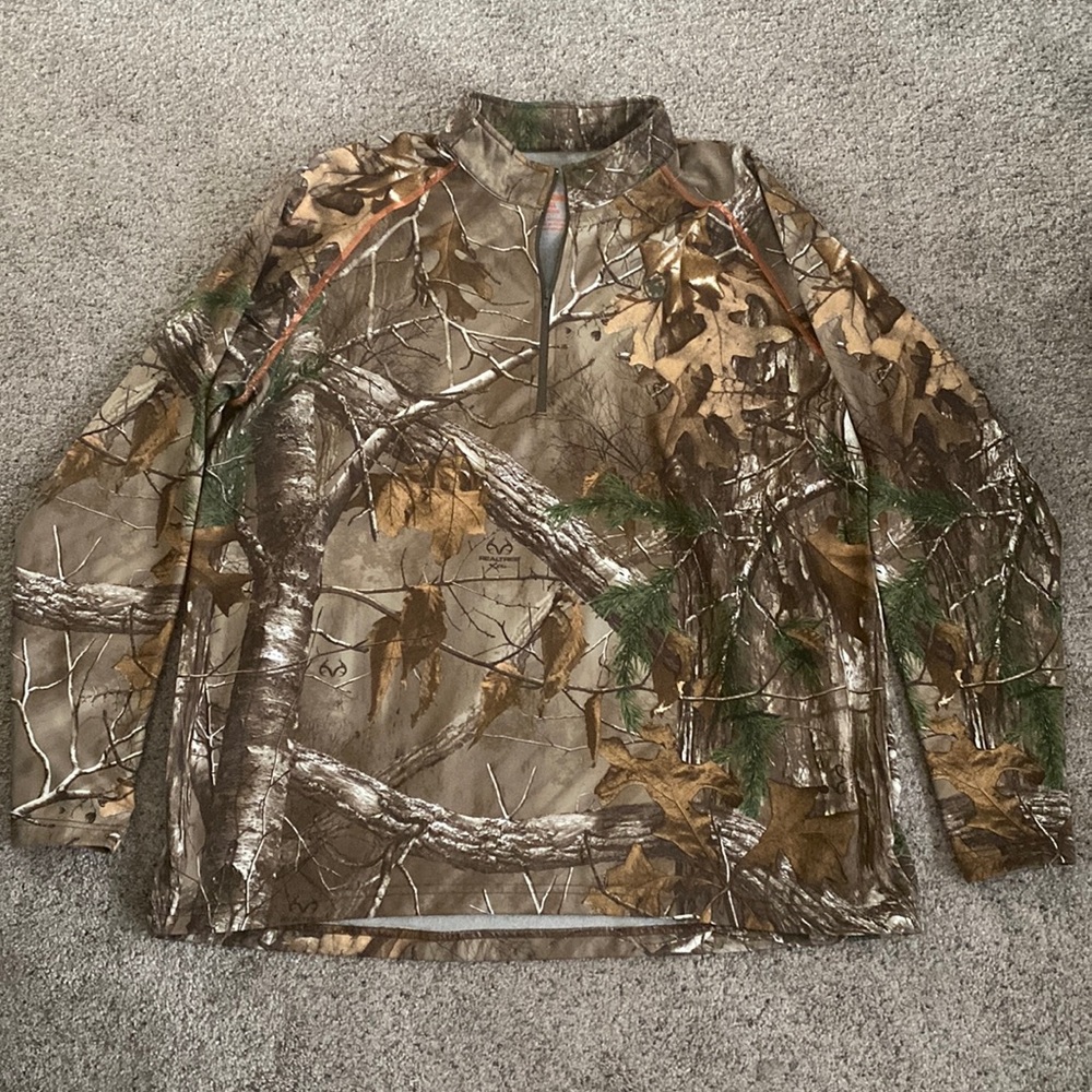 Long sleeve quarter zip hunting jacket